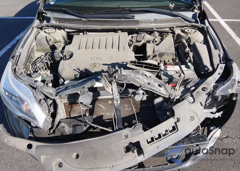 2014 Toyota Avalon Xle Premium z USA, uszkodzony, nr VIN 4T1BK1EB3EU110586